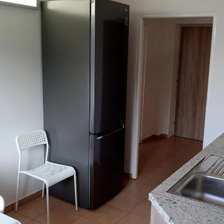 Lägenhet Apartmany Karvina *