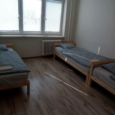 Apartmany Karvina Lägenhet
