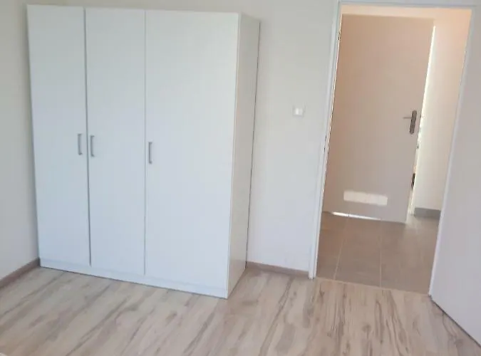 Apartmany Karvina Apartment *